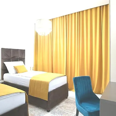 S 5 Spavacih Soba I Pogledom Na Na Najboljoj Lokaciji Villa